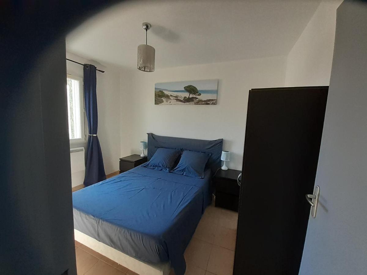 Appartement situé dans les Alpilles Mouries Esterno foto